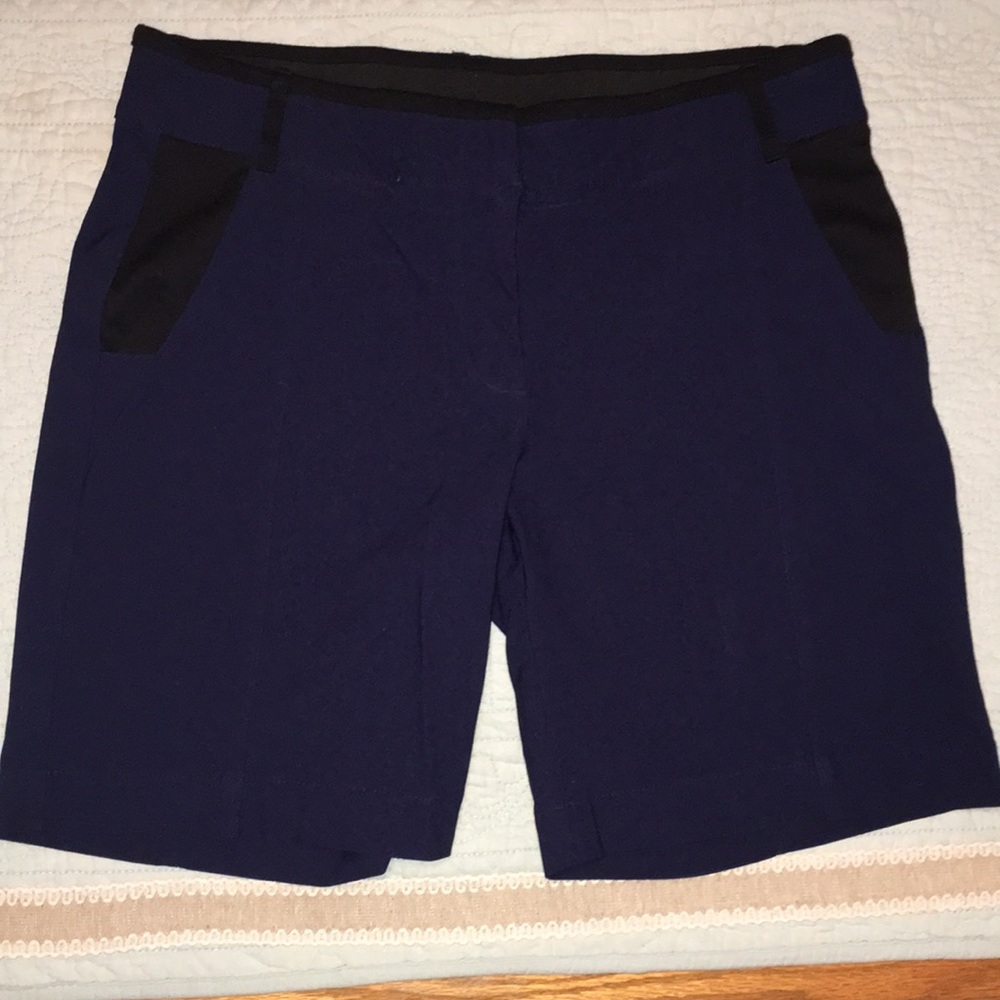 Vera Wang Navy Blue & Black Trim Dress Shorts